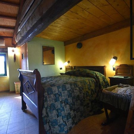 B&B Edera Castagnole Piemonte Exterior photo
